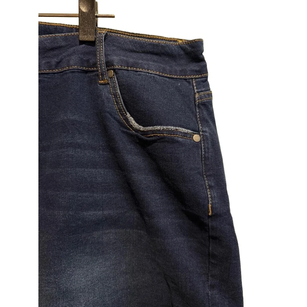 Bloomchic Denim Dark Wash Shorts‎ Womens Size US 24
